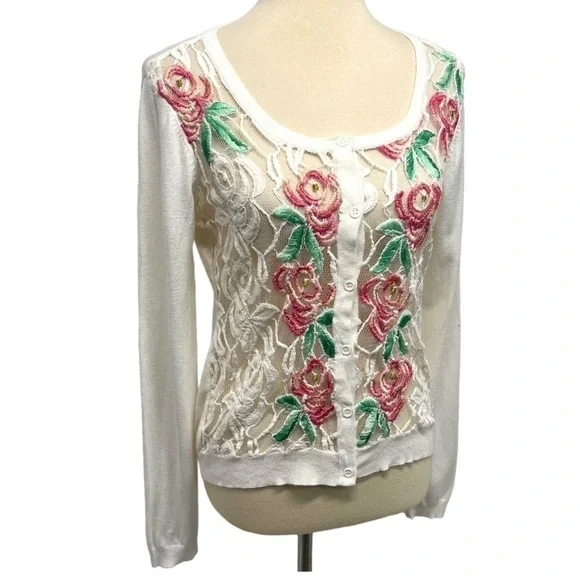 Agua Bendita White Embroidered Floral Lace Button Front Cardigan Sweater Large - Picture 4 of 14